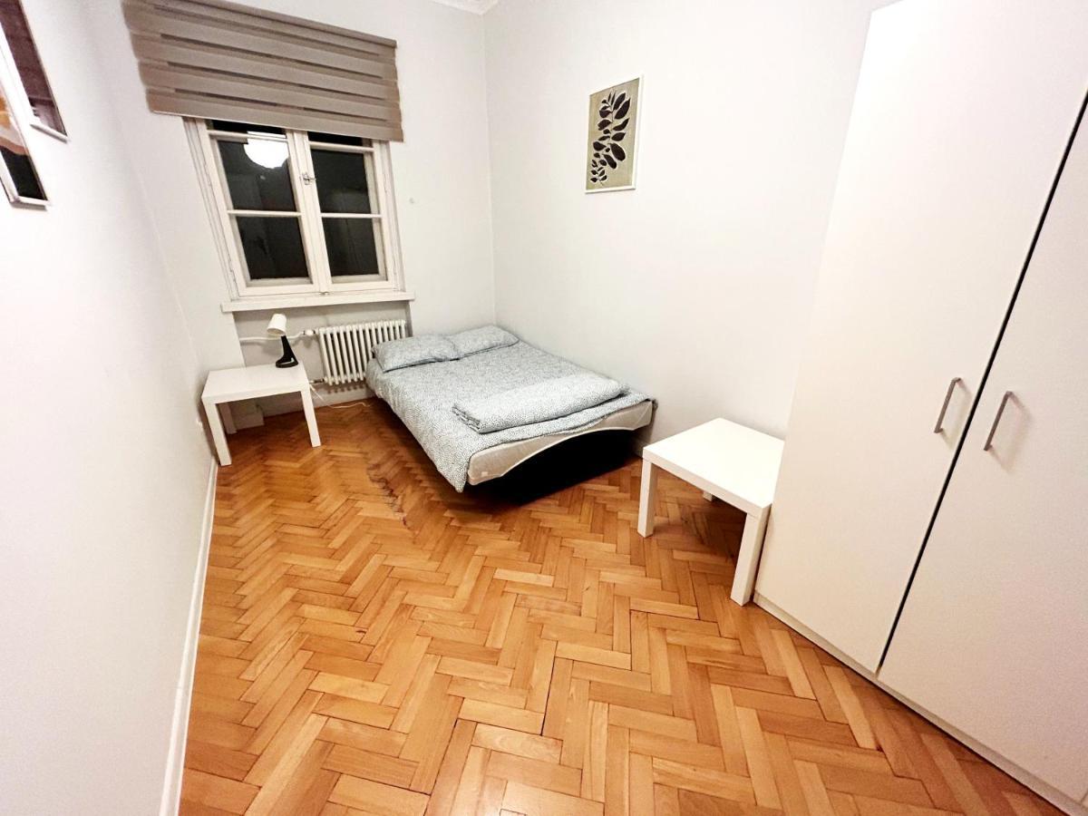 Rr15 - At The Old Market Square-rynek Up To 8 Pers Apartment