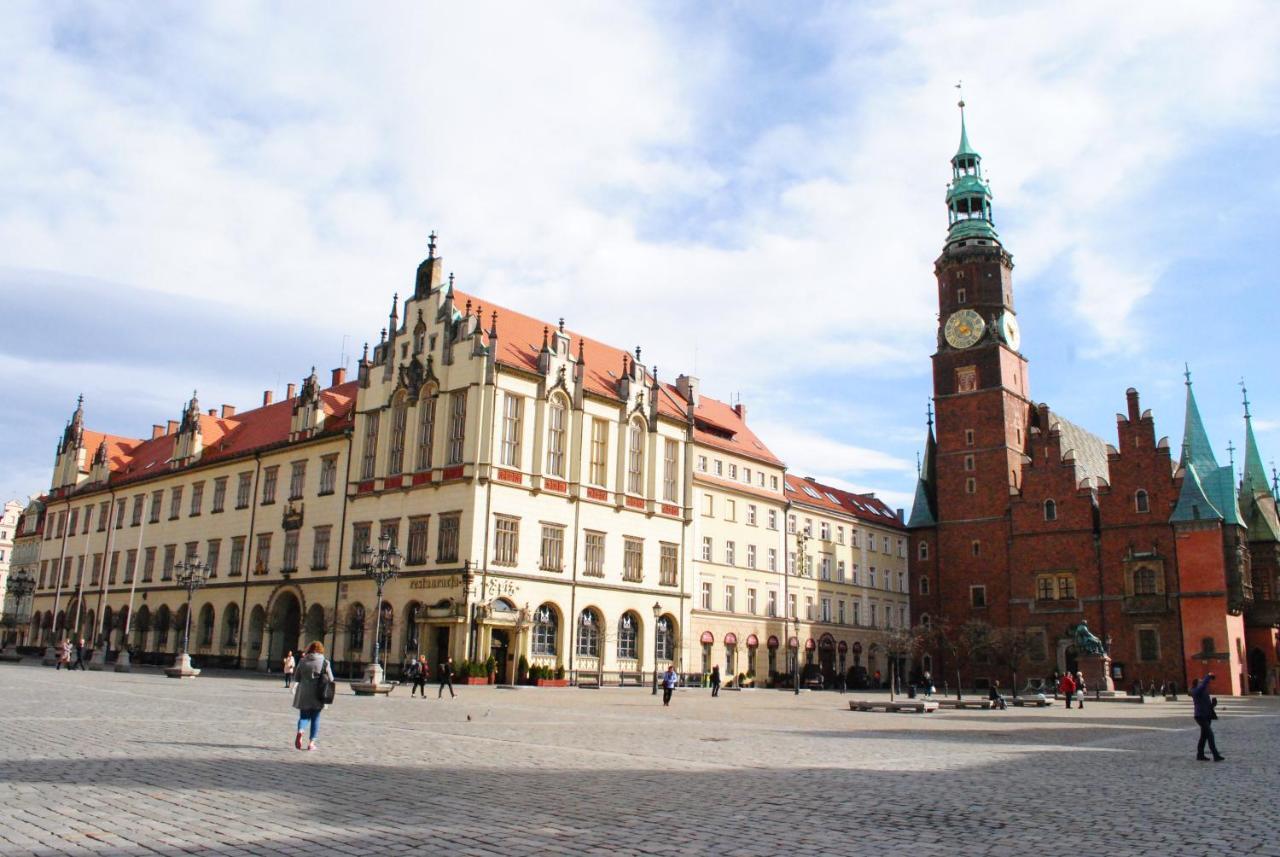 Rr15 - At The Old Market Square-rynek Up To 8 Pers Vratislav